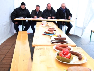 Kolbászfesztivál a Városháza téren (2016) - fotó: Sándor Judit