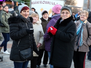Kolbászfesztivál a Városháza téren (2016) - fotó: Sándor Judit