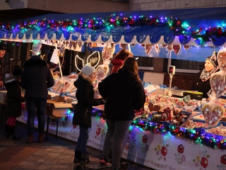 Kolbászfesztivál a Városháza téren (2016) - fotó: Sándor Judit