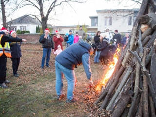 Mikulás-parti Újtelepen - fotó: Ónodi Zoltán