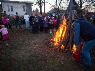 Mikulás-parti Újtelepen - fotó: Ónodi Zoltán