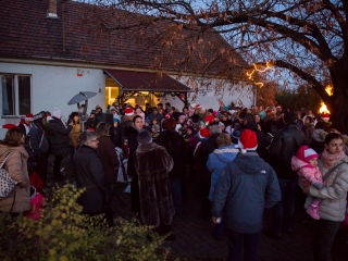 Mikulás-parti Újtelepen - fotó: Ónodi Zoltán