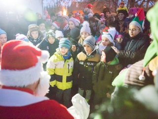 Mikulás-parti Újtelepen - fotó: Ónodi Zoltán