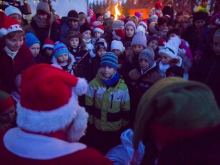 Mikulás-parti Újtelepen - fotó: Ónodi Zoltán