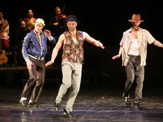 Javában próbálják a Kárment a színházban - fotó: Sándor Judit