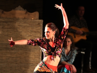 Javában próbálják a Kárment a színházban - fotó: Sándor Judit