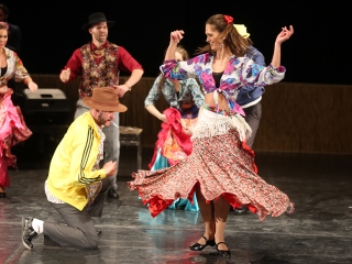 Javában próbálják a Kárment a színházban - fotó: Sándor Judit