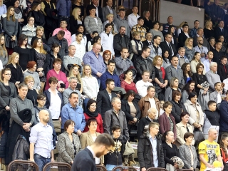 Szalagavató a Kereskedelmiben - fotó: Sándor Judit