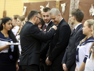 Szalagavató a Kereskedelmiben - fotó: Sándor Judit