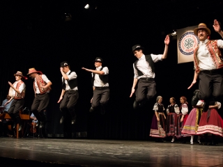 Dunaújvárosi Vasas Táncegyüttes Karácsonyi műsora - fotó: Ónodi Zoltán