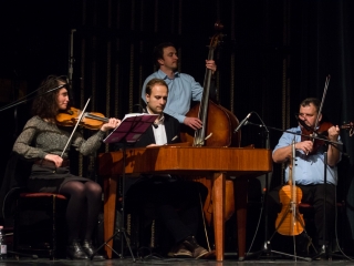 Dunaújvárosi Vasas Táncegyüttes Karácsonyi műsora - fotó: Ónodi Zoltán