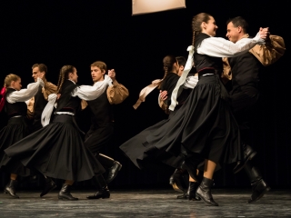 Dunaújvárosi Vasas Táncegyüttes Karácsonyi műsora - fotó: Ónodi Zoltán