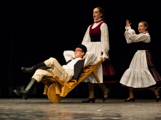 Dunaújvárosi Vasas Táncegyüttes Karácsonyi műsora - fotó: Ónodi Zoltán