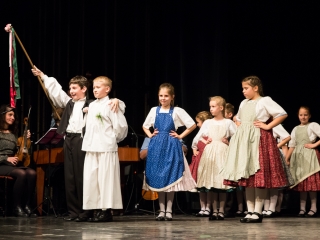 Dunaújvárosi Vasas Táncegyüttes Karácsonyi műsora - fotó: Ónodi Zoltán