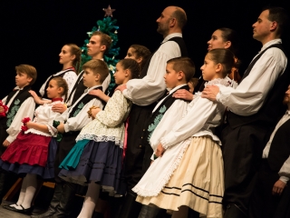 Dunaújvárosi Vasas Táncegyüttes Karácsonyi műsora - fotó: Ónodi Zoltán