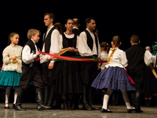 Dunaújvárosi Vasas Táncegyüttes Karácsonyi műsora - fotó: Ónodi Zoltán