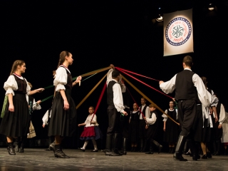 Dunaújvárosi Vasas Táncegyüttes Karácsonyi műsora - fotó: Ónodi Zoltán