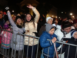 BÚÉK 2017 - Szilveszteri utcabál a Városháza téren - fotó: Sándor Judit