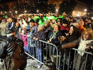 BÚÉK 2017 - Szilveszteri utcabál a Városháza téren - fotó: Sándor Judit