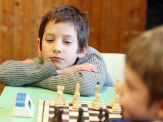 Sakkverseny a Petőfiben - fotó: Sándor Judit