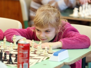 Sakkverseny a Petőfiben - fotó: Sándor Judit