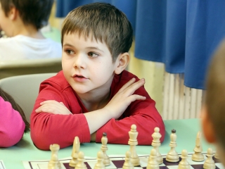 Sakkverseny a Petőfiben - fotó: Sándor Judit