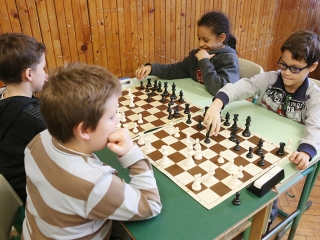 Sakkverseny a Petőfiben - fotó: Sándor Judit