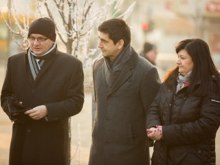 Nemzeti Gyásznap - Gyertyagyújtás a főtéren - fotó: Ónodi Zoltán