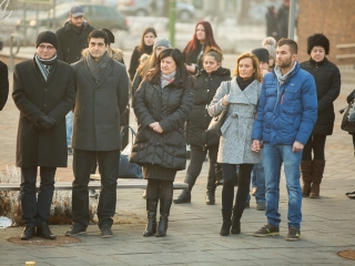 Nemzeti Gyásznap - Gyertyagyújtás a főtéren - fotó: Ónodi Zoltán