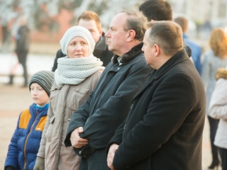 Nemzeti Gyásznap - Gyertyagyújtás a főtéren - fotó: Ónodi Zoltán
