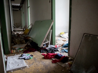 Takarítják a zöld SZTK-t - fotó: Ónodi Zoltán