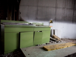 Takarítják a zöld SZTK-t - fotó: Ónodi Zoltán