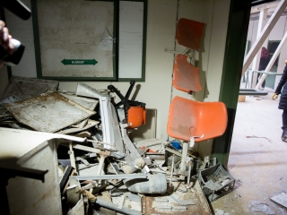 Takarítják a zöld SZTK-t - fotó: Ónodi Zoltán