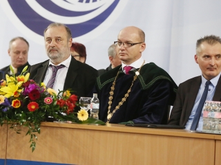 Egyetemi diplomaosztó - fotó: Sándor Judit