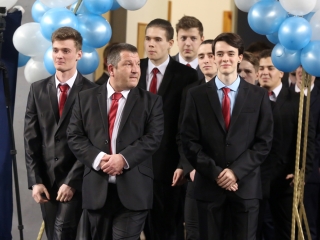 Bánkisok szalagavatója az egyetemen - fotó: Sándor Judit