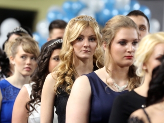 Bánkisok szalagavatója az egyetemen - fotó: Sándor Judit