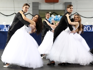 Bánkisok szalagavatója az egyetemen - fotó: Sándor Judit