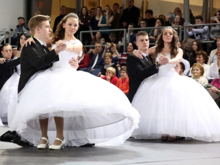 Bánkisok szalagavatója az egyetemen - fotó: Sándor Judit