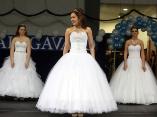 Bánkisok szalagavatója az egyetemen - fotó: Sándor Judit