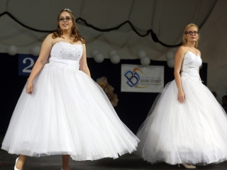 Bánkisok szalagavatója az egyetemen - fotó: Sándor Judit