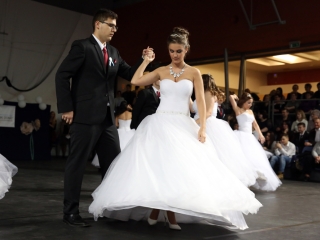 Bánkisok szalagavatója az egyetemen - fotó: Sándor Judit