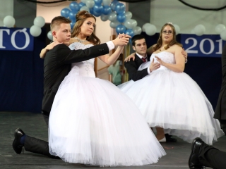 Bánkisok szalagavatója az egyetemen - fotó: Sándor Judit