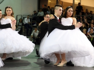 Bánkisok szalagavatója az egyetemen - fotó: Sándor Judit