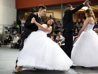 Bánkisok szalagavatója az egyetemen - fotó: Sándor Judit