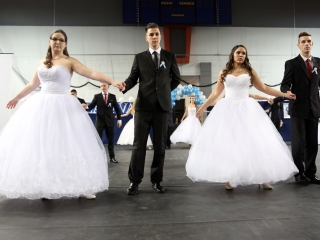 Bánkisok szalagavatója az egyetemen - fotó: Sándor Judit