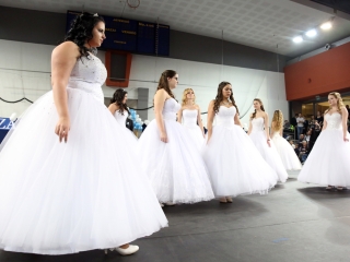 Bánkisok szalagavatója az egyetemen - fotó: Sándor Judit