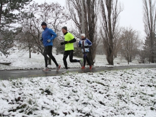 Futás a Duna-parton - fotó: Ónodi Zoltán