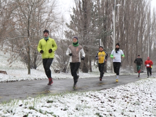 Futás a Duna-parton - fotó: Ónodi Zoltán