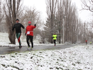 Futás a Duna-parton - fotó: Ónodi Zoltán