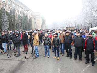 Tüntetés a Vasmű előtt - fotó: Sándor Judit